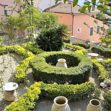 Casa Giulia In Historical House Diano Castello